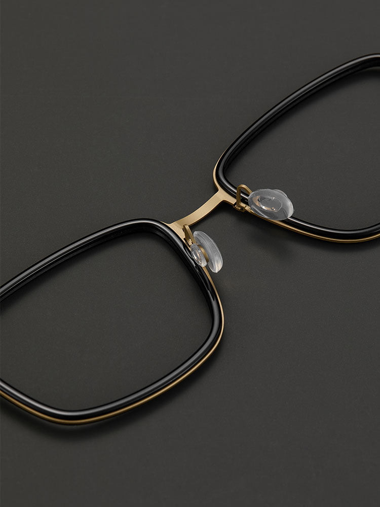 8.2g Ultra-Lightweight PURE Titanium Men's Eyeglass Frames - Slim & Comfortable Daily Use