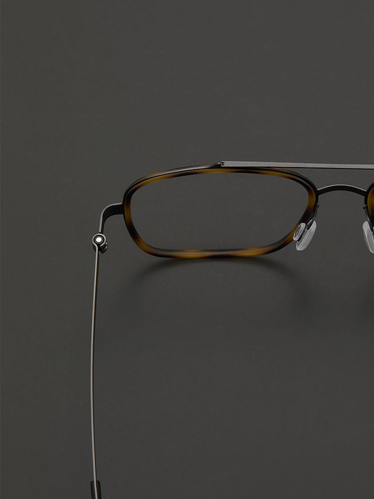 8.6g Ultra-Lightweight PURE Titanium Men's Eyeglass Frames - Slim & Comfortable Daily Use