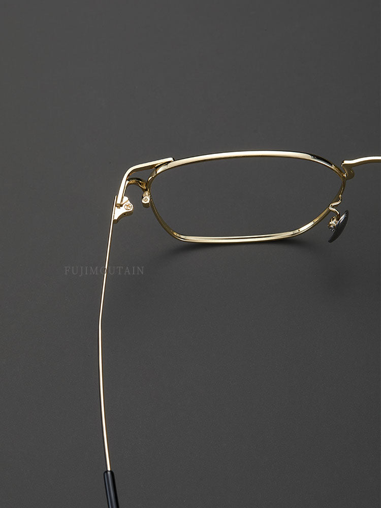 8.2g Ultra-Lightweight PURE Titanium Men's Eyeglass Frames - Slim, Sweat-Resistant & Fade-Proof for Business & Daily Comfort